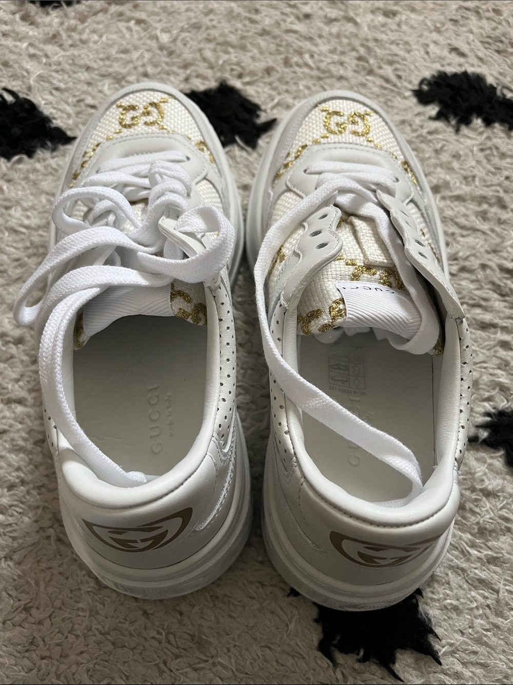 Gucci White Sneakers with Gold GG Embroidery size 6 new - Picture 7 of 14